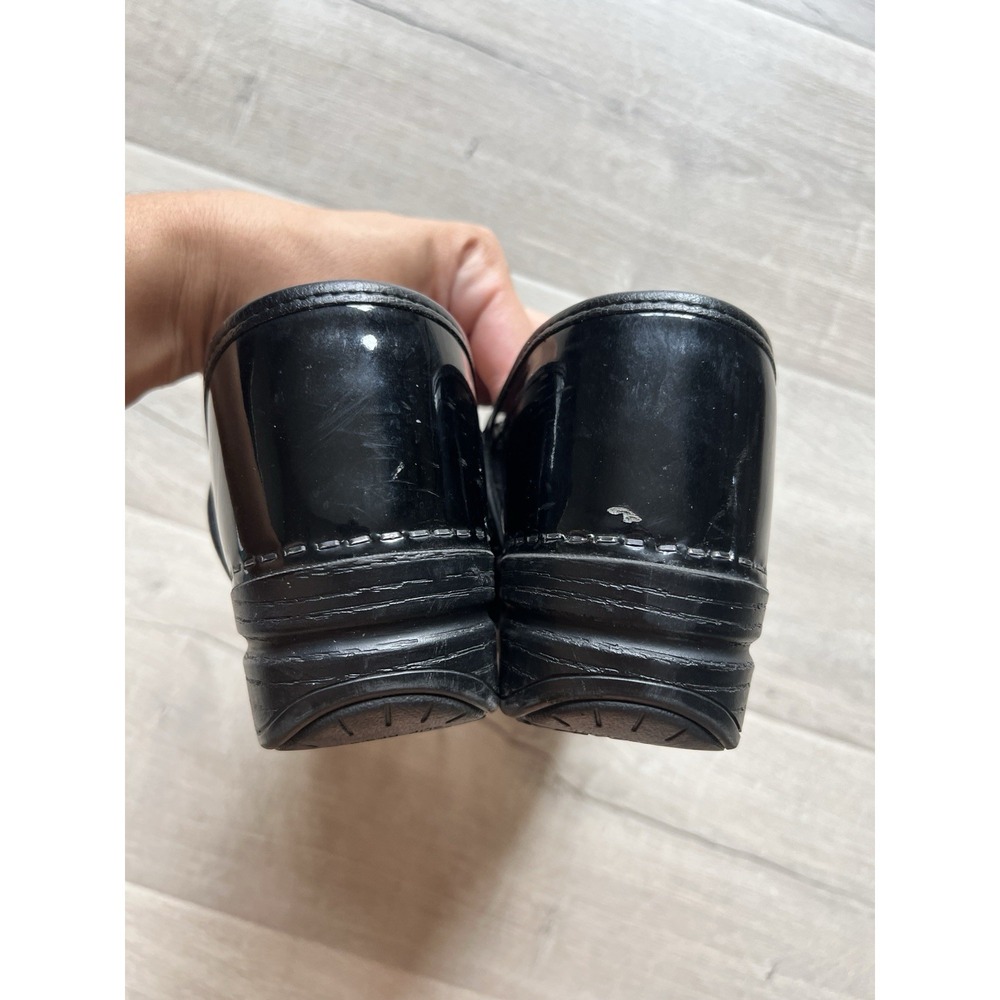 Dansko Professional Black Patent Leather Clogs Size 39 / US 8.5-9 Womens - Picture 4 of 6
